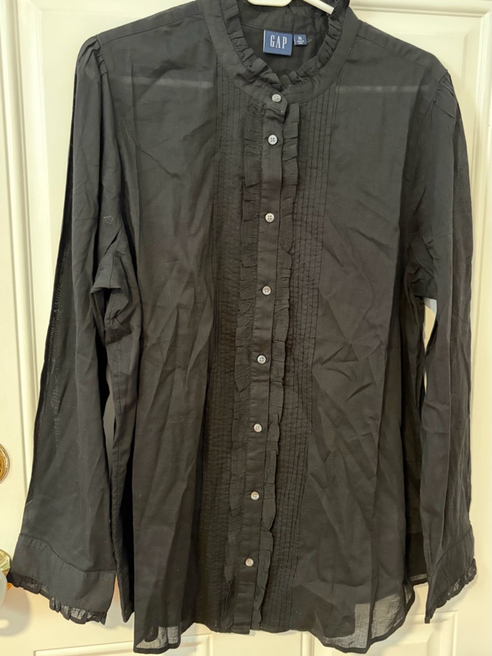 GAP Woman’s button down Sheer Black Ruffle-Front Dress Shirt